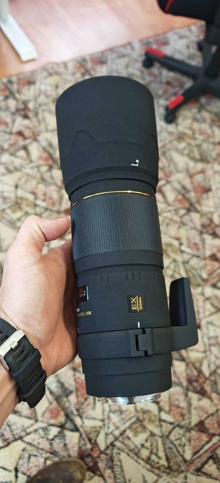 Obiectiv Sigma EX montura Canon EOS: 180mm f/3.5 APO MACRO DG HSM