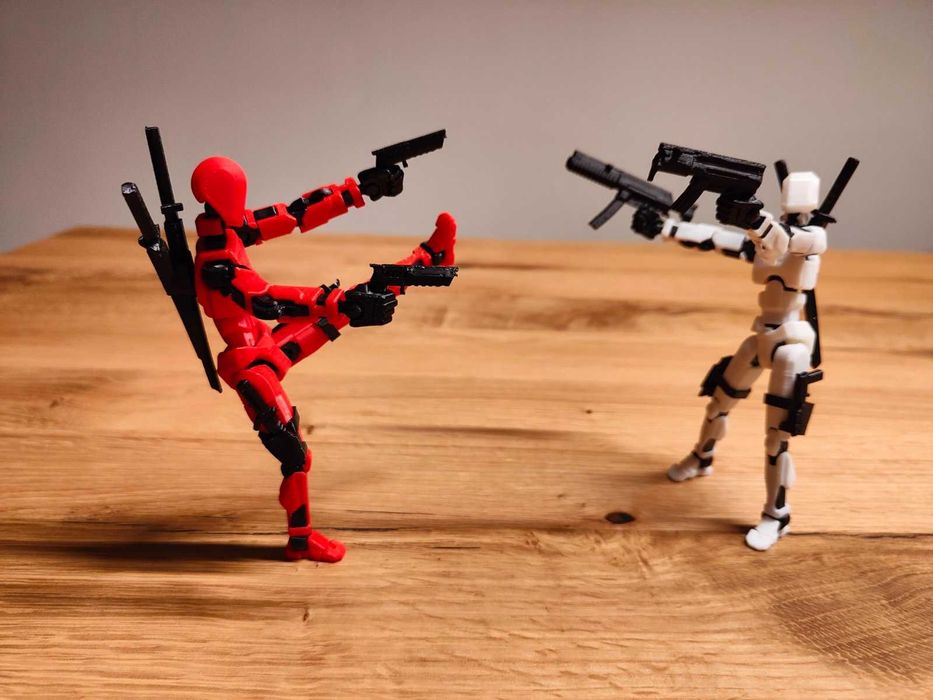 Екшън фигура Dummy 13 + комплект оръжия и аксесоари — пълен сет