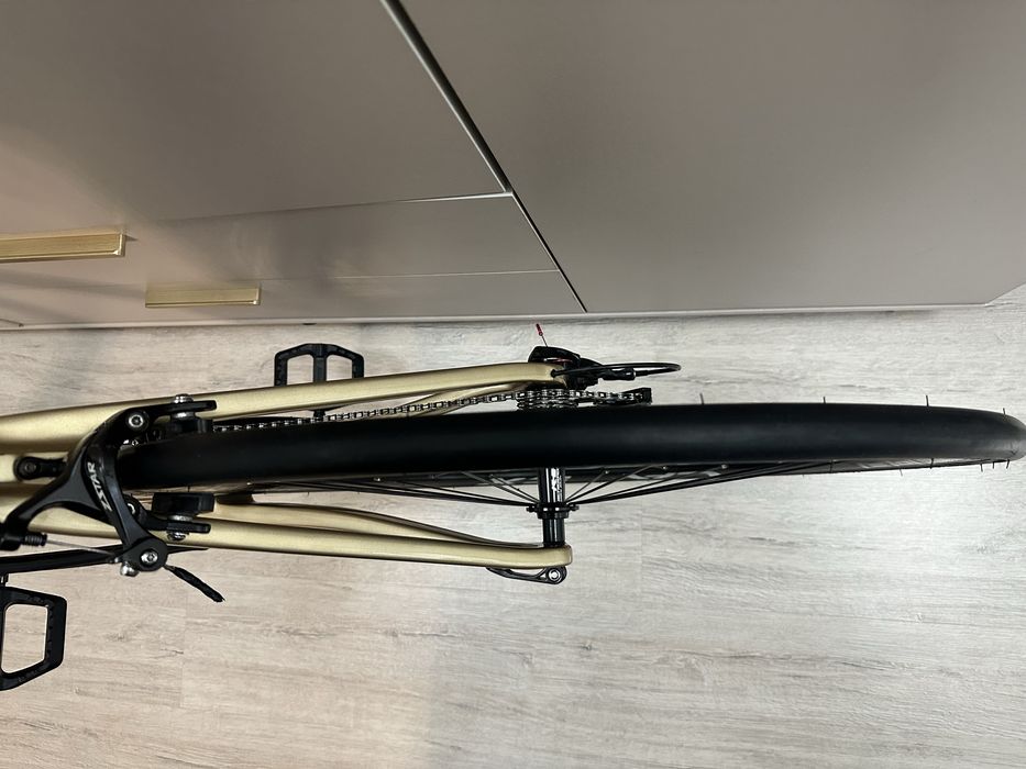 Продам twitter шоссейный