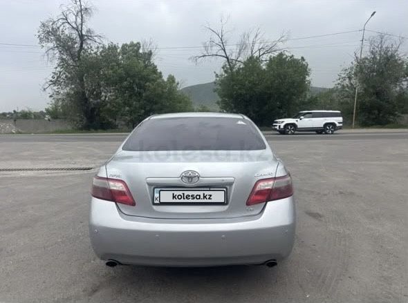 Toyota Camry V40