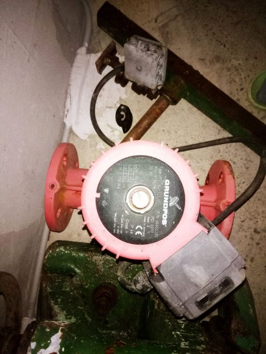 Pompa Grundfos UPS 65-120 F