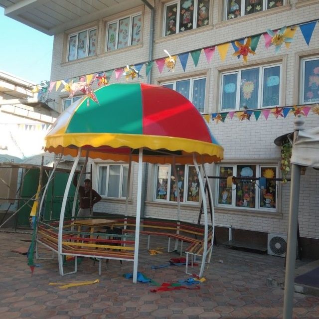 Tent baner ustanovka