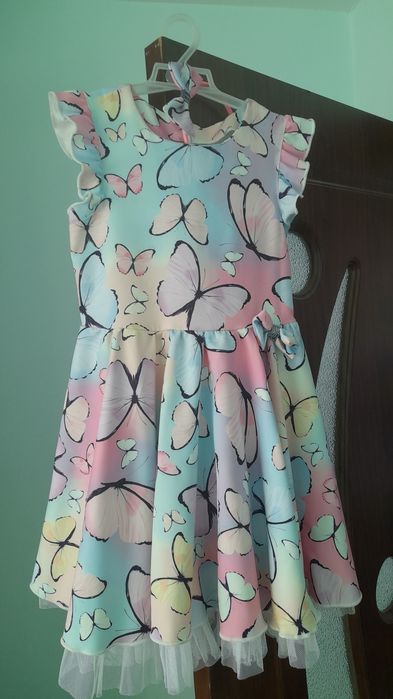 Vand rochite fetite 9-10 ani