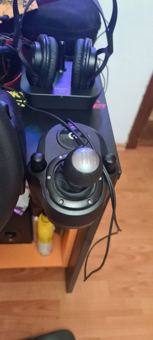 Volan logitech g29