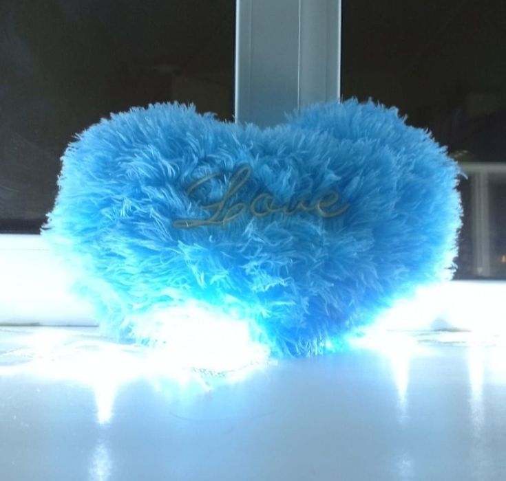 Мягкие подушки в виде сердечек