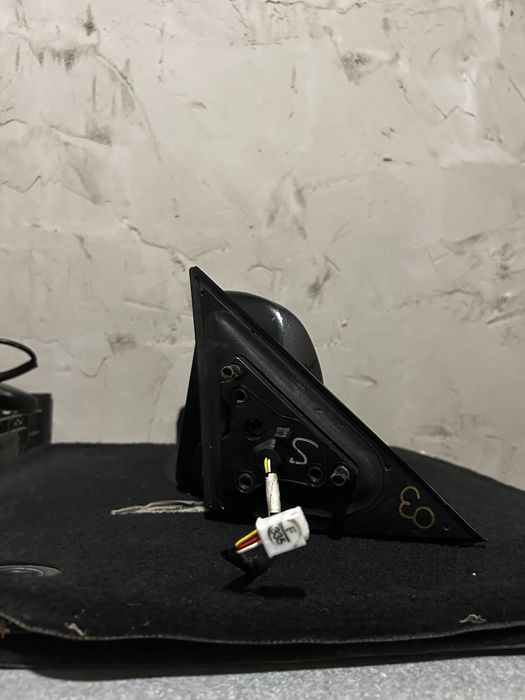 Зеркало на Camry