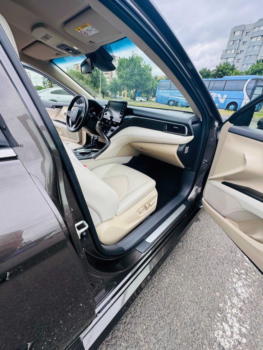 Toyota Camry Hybrid  2022, 93277 km