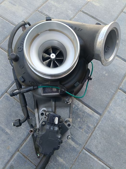 Turbina / Turbosuflanta originala IVECO S-WAY – Cod 5803160592 Garrett Original