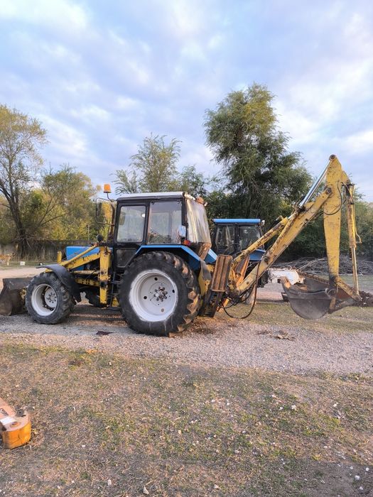 Продам МТЗ 82 экскаватор погрузчик