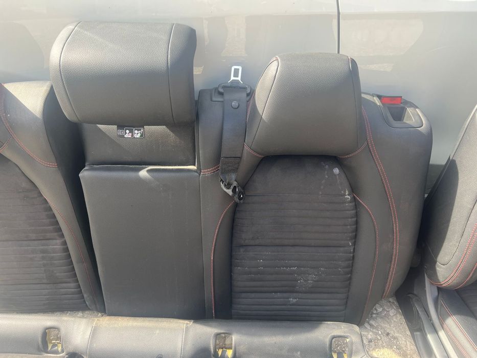 Кожен салон с алкантар Amg W176 Mercedes A clasa н 567 facelift