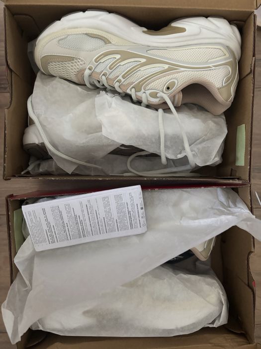 Сникърси Reebok EOSS Premier