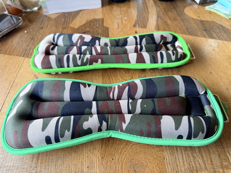 Set greutati incheieturi maini picioare glezne 2x1 kg=2 kg. Pret 50 le