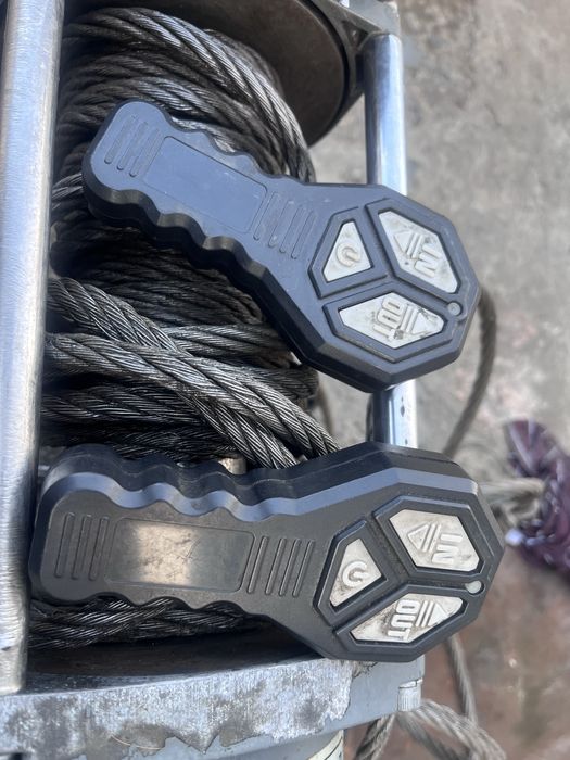 Лебёдку на 24 В 12000lb