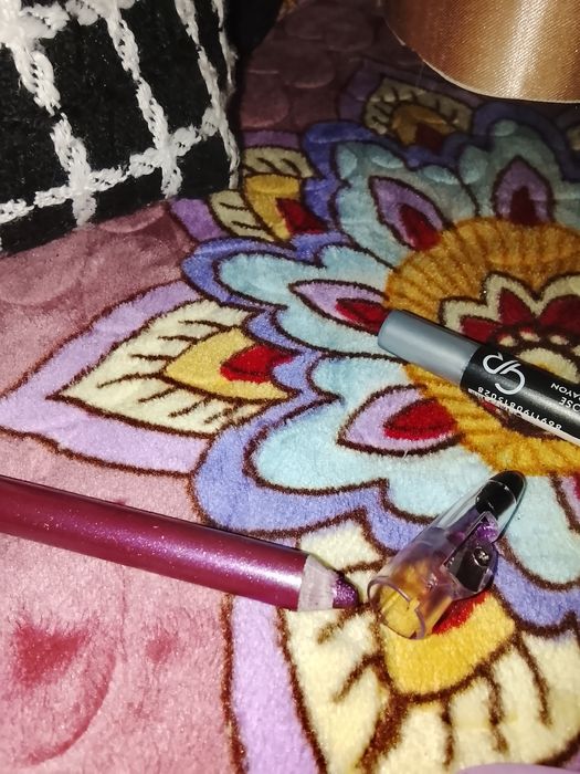 Кёрлер карандаши тени ВБ