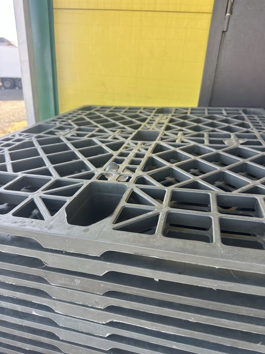 Поддон пластмасса