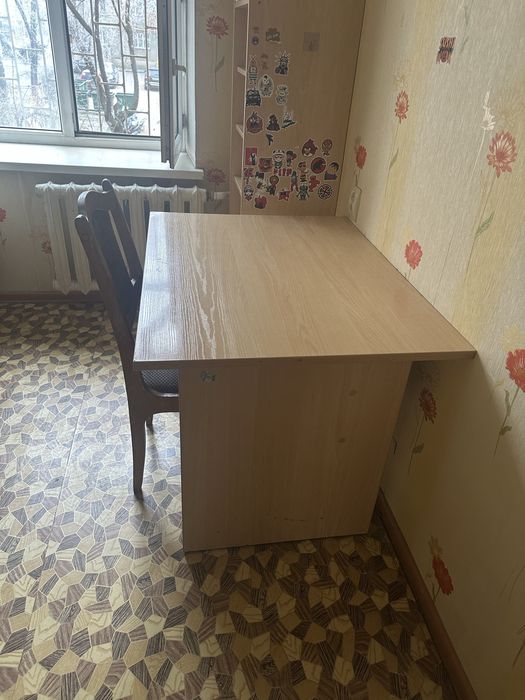 Продаем старую мебель