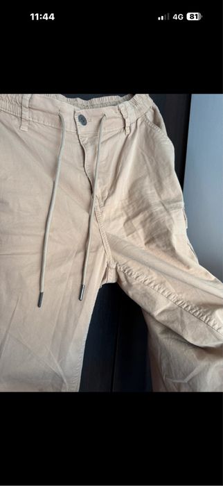 Pantaloni barbati  M
