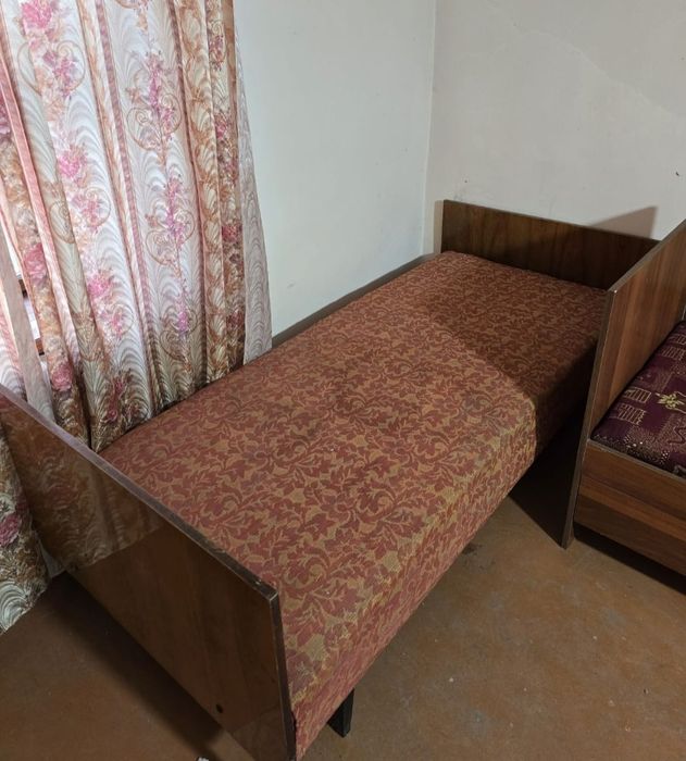 Кровать односпальная