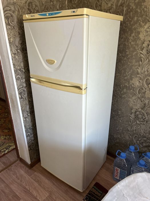 Буу холодильник.