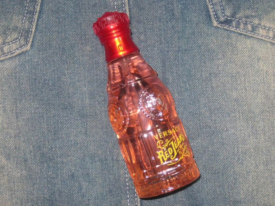 Парфюм Versace Red Jeans
