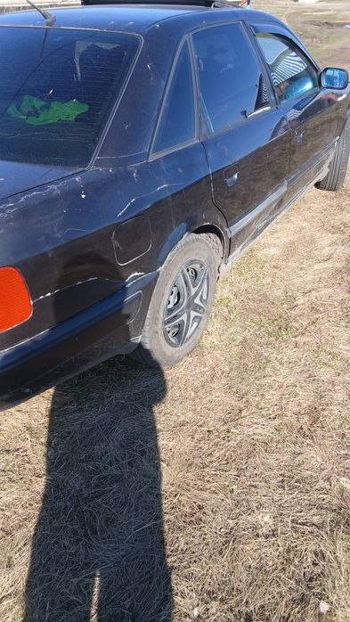 Продам Ауди 100с4 2.3
