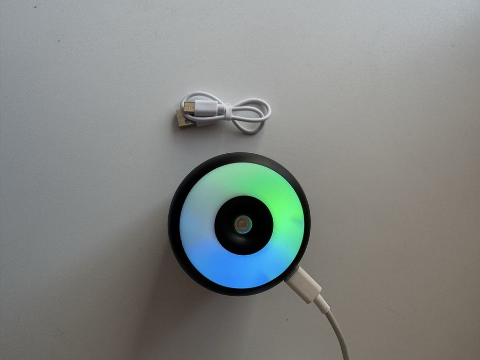 Umidificator cu lumini LED ambientale