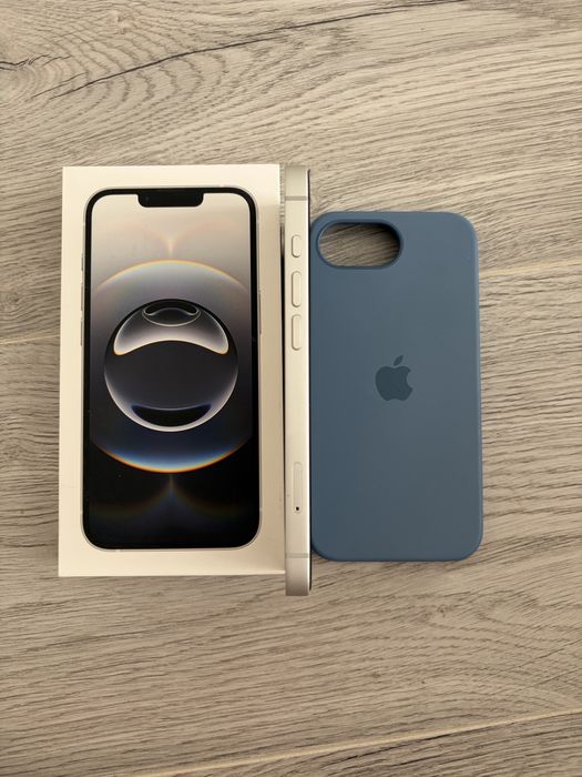 Продам iPhone 16E