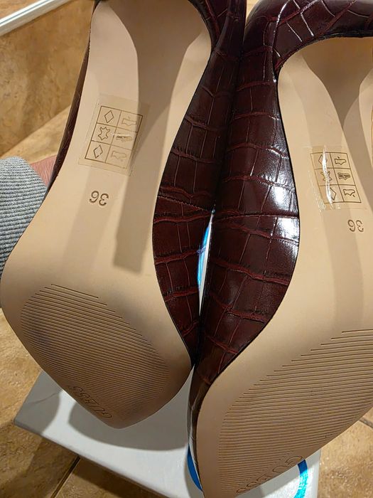 Pantofi Guess marime 36 noi