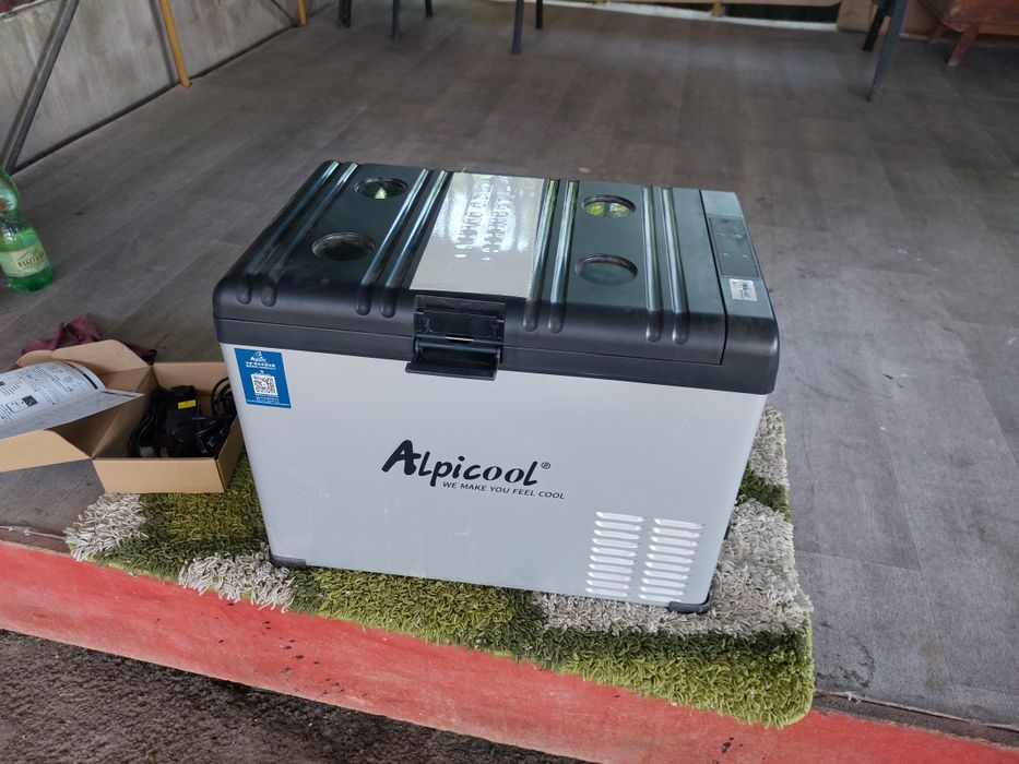 Мини холодильник для авто 50л.