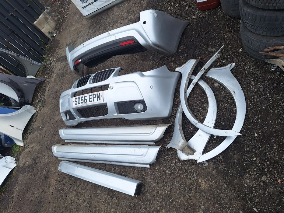 M pachet bmw x3 e83 (bara fata ,bara spate,praguri ,bandouri)