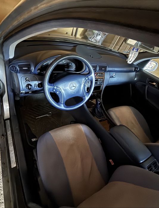 Mercedes C180/ w203 an 2000, - se vinde ca defecta, e radiata