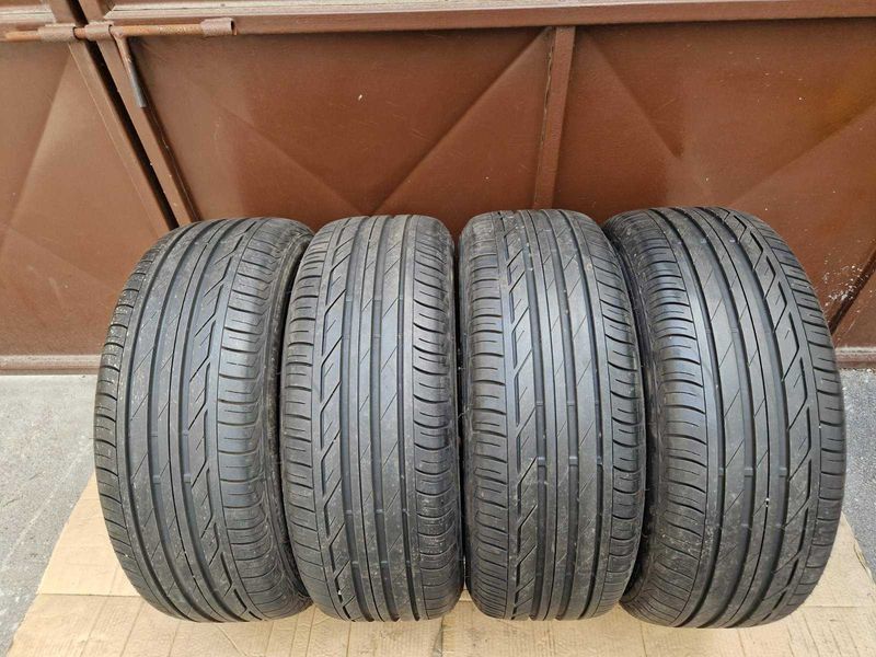 4 Bridgestone R18 225/50
летни гуми Runflat 
DOT4118