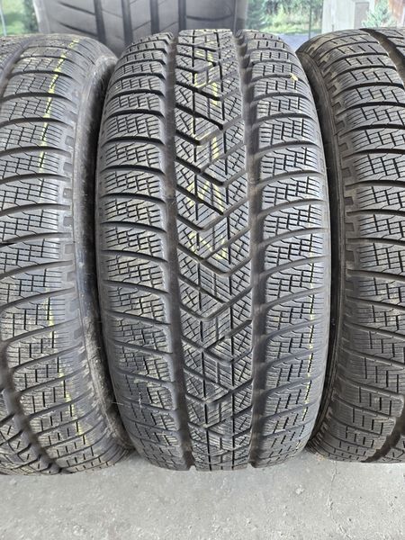 235/55/18 PIRELLI 4бр