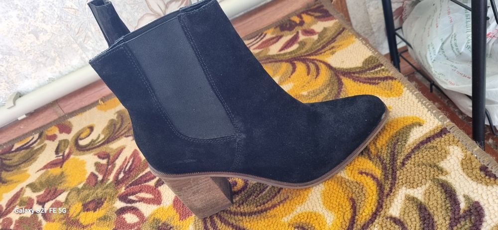 Полусапожки замшевые