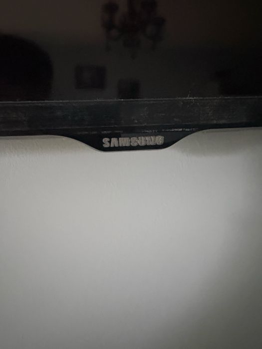 Vand televizor samsung diagonala 81 cm