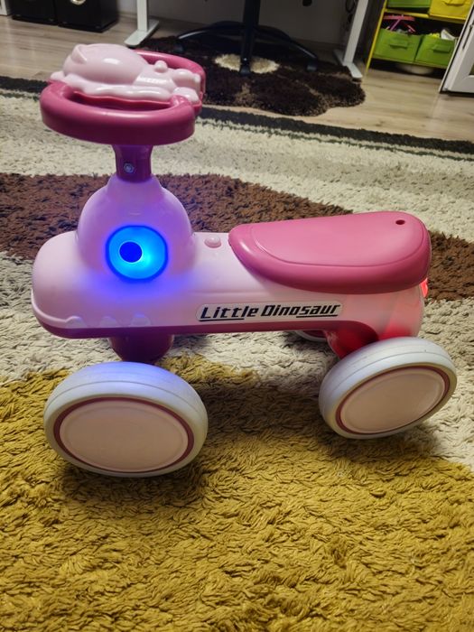 Bicicleta echilibru cu 4 roti Little dinosaur roz