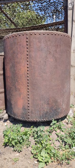 Ёмкость для хранения зерна,комбикорма.