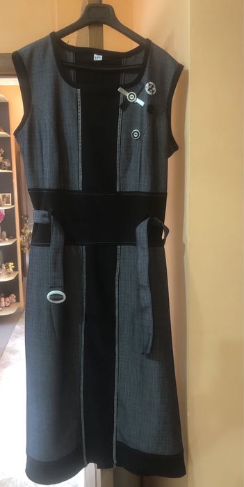 Продам женские поатья