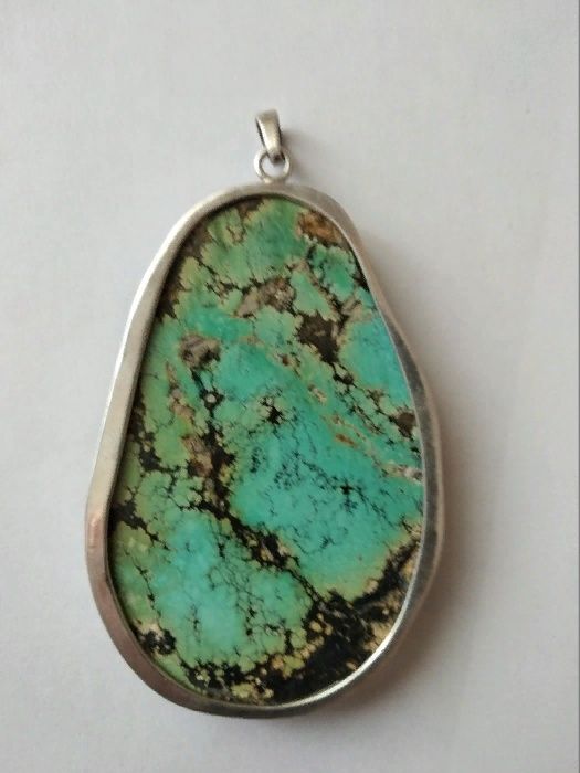 Серебряный кулон с крупной БИРЮЗ ой