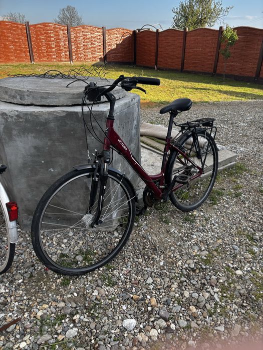Vand 3 biciclete perfecte pt vara