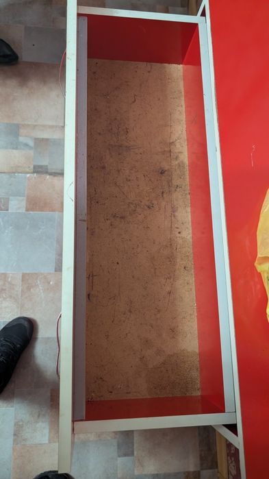 Тумбочка хорошом состояние