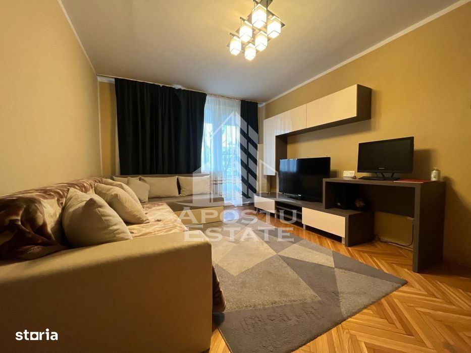 Apartament 3 camere, zona Podgoria