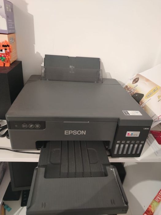 Продам принтер epson l8050 встроенный цветной