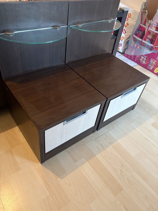 Ношни шкафчета 2бр=50€