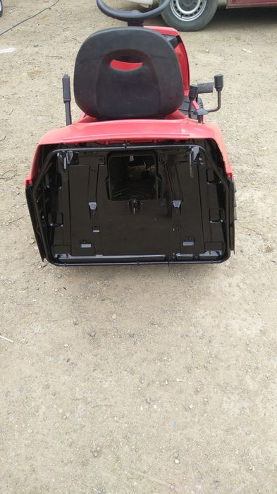 Tractoraș de  gazon 13cp  HONDA