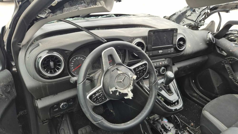 Mercedes-Benz  T-класа-180D Citan