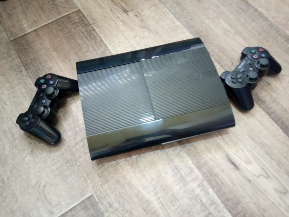 Срочно Ps3 игровой приставка сотилади