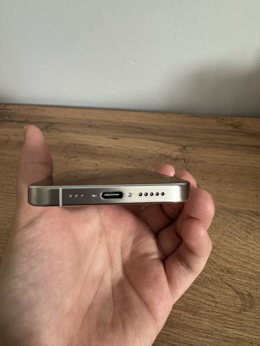 Iphone 15 pro , 128 гб