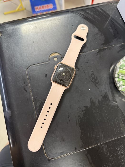 Apple Watch SE  1st gen, 40mm, GPS