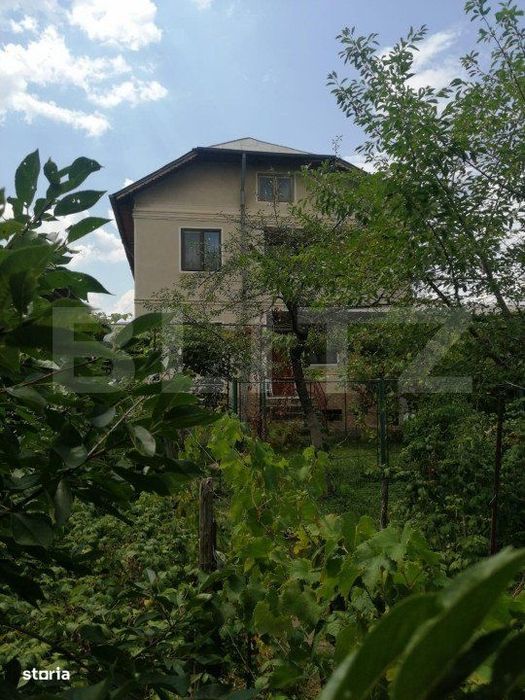 Casa individula, 293 mp, teren 693 mp, Pucioasa central
